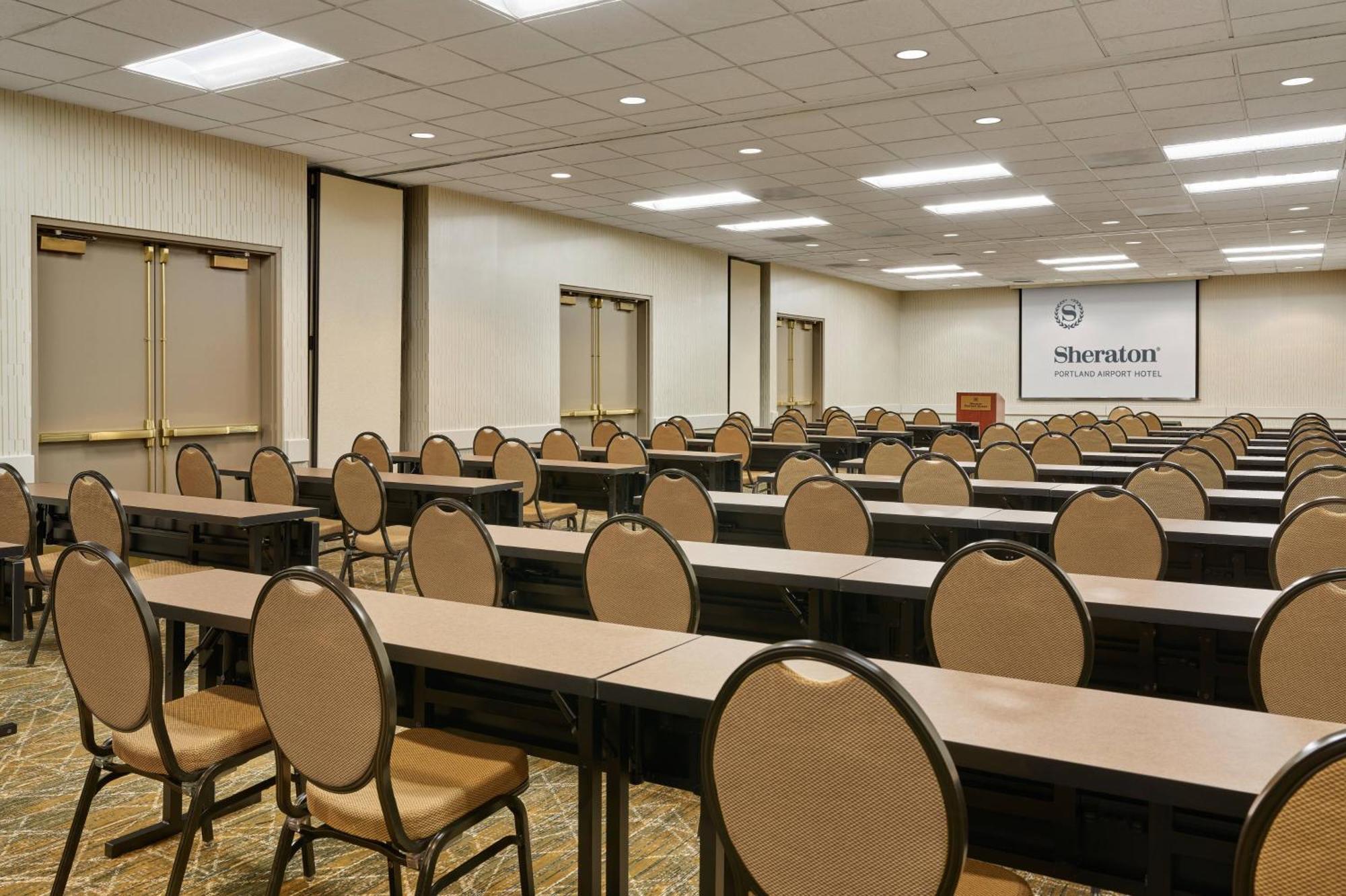 Sheraton Portland Airport Hotel Esterno foto